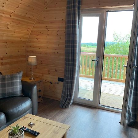 Pond View Pod 3 With Private Hot Tub -Fife - Loch Leven - Lomond Hills Villa Kelty Luaran gambar